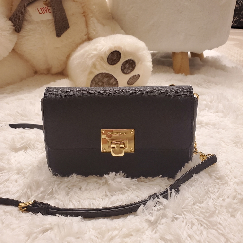 MK tina clutch with detachable wallet